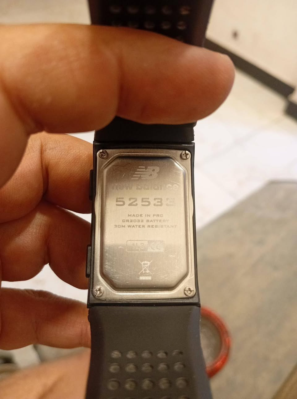 أناقتك تكتمل من التفاصيل.. ⌚✨
الساعة مو بس لتحديد الوقت، الساعة هي اللي تعكس شخصيتك وحضورك!
ساعات باله اصليه ونظافه ٩٥ %
