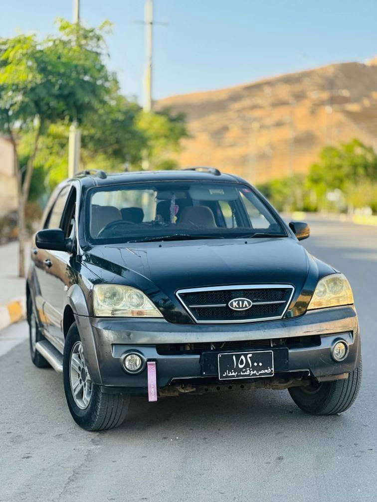 ئەم سەیارە بۆ فرۆشتن سەیارەکە جوانە کۆدی کەلارە کامل مواسەفاتە سڵایدە مەکینەی گۆڕاوە بە  vvt3.0 کەمێک بۆیاخی هەیە لێدراوی نییە 158هەزاری حەقیقی ڕۆیشتووە سوکانی عەکسە سەیارەکە جوان ماوەتەوە لاشەی نەکەوتوە قیتو جوان وەستاوە سەیارەکە هەر لای خۆمان بووە هی دەستی خۆمان بووە هاتۆتەوە پاکو تەمیزە بۆ گۆڕینەوەیش لەسەر دڵ گرتن بە ماجێستاو شاهینە سعریشی 37گەڵا مەعمەلە چاوی هەموتان ماچەکەم بۆ مەعامەلە تەلەفون بکەن 📞*********** دار بنديهكان, السليمانية
