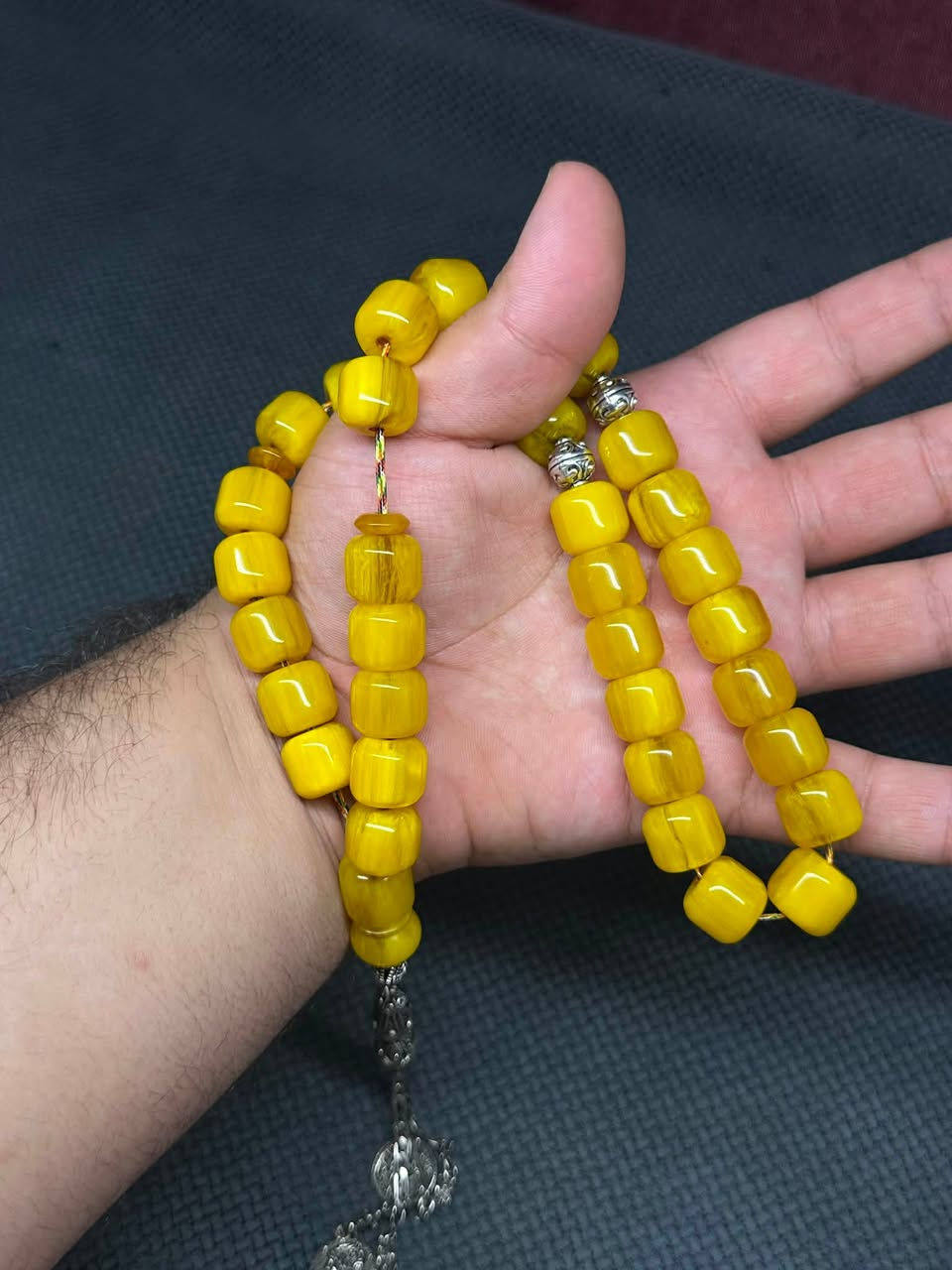 بسم الله الرحمن الرحيم 🤍

✨ مسباح فاتوران مخزني ✨

• عدد الحبات: 35 حبة
• قياس الحبة: 13 × 15 ملم
• الوزن: 100 غرام
• جراخة يدوية بالكامل جراخة حلب

قطعة مميزة لأصحاب الذوق الرفيع ومحبي النوادر. 🖤

📩 للحجز والاستفسار: تواصل خاص
📱 واتساب: ***********
