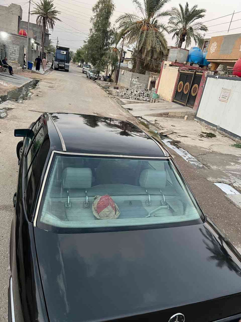 مرسدس دبه 
موديل 92
كير محرك بطه 
تبريد تدفئه شغاله 
رقم انكليزي مشروع وطني 
سعر 62 وبيها مجال 
تواصل ***********

