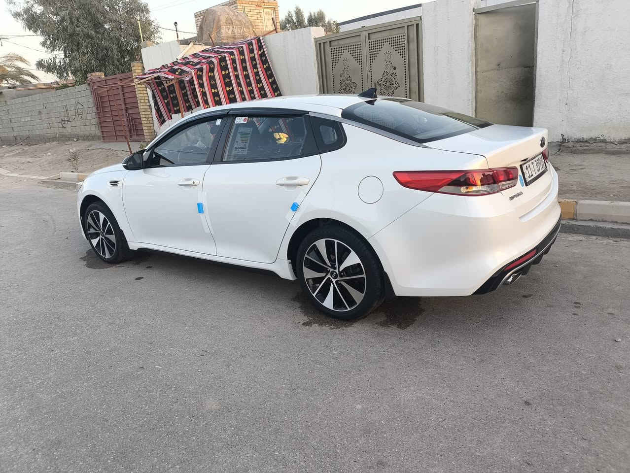 كيه اوبتيما خليجي 2017 رقم بغداد باسمي وين ما تريد احولك مكينه 2400 دوش سياره جاهزه على اخر حبايه أحله من الصوره مكان السياره ذي قار  مكينه وكير شرط حداديه جاهزه تبريد ثلج قطعتين سياره وضع الشركه كامره + شاشه كبيره دواره مامتواجد على فيس للمعلومه السياره باسمي ***********
