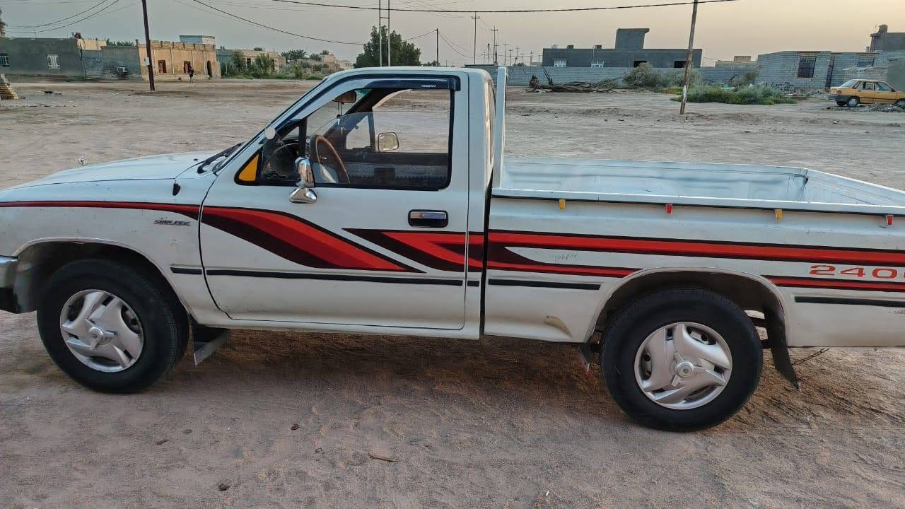 بيكم تويوتا  للبيع موديل٩٤ سنويه ٢٩ كهربائيات شغاله تخم تاير جديد حداديه جديده  كفاله عامه مداور ثاني يوم  السعر ٥٠ وبيه مجال الاتصال ***********
