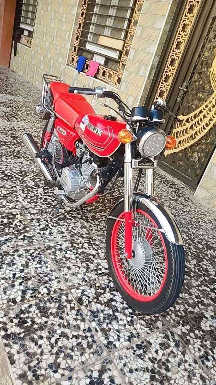 السلام عليكم دراجه نامه برو وكيلهة العرضي ٢٠٢٣ محرك جديد ما مفتوح خير من الله الدراجه نضيفه ما متعوبه كهرباءيات كمله ما بيهة كل نقص  ‭***********‬ السعر  400والشراي بي خير ويدلل
