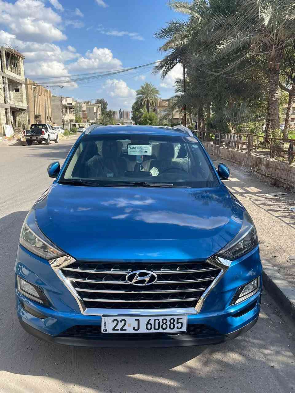 السلام عليكم للبيع
توسان موديل 2020 خليجيه شركه الكاصد 
مكفوله كفاله عامه عدا الجاملغ الخلفي بيه صبغ يم قبق البانزين اثر ضربه خفيفه موضحه في الصور 
فول مواصفات عدا الفتحه 
رقم اربيل بأسمي تريد تحويل او كاله حاضر 
محرك 2000 دوش وكير كله مكفول 
السعر 170 وبيهه مجال 
مكاني بغداد حي الاعلام 
***********
