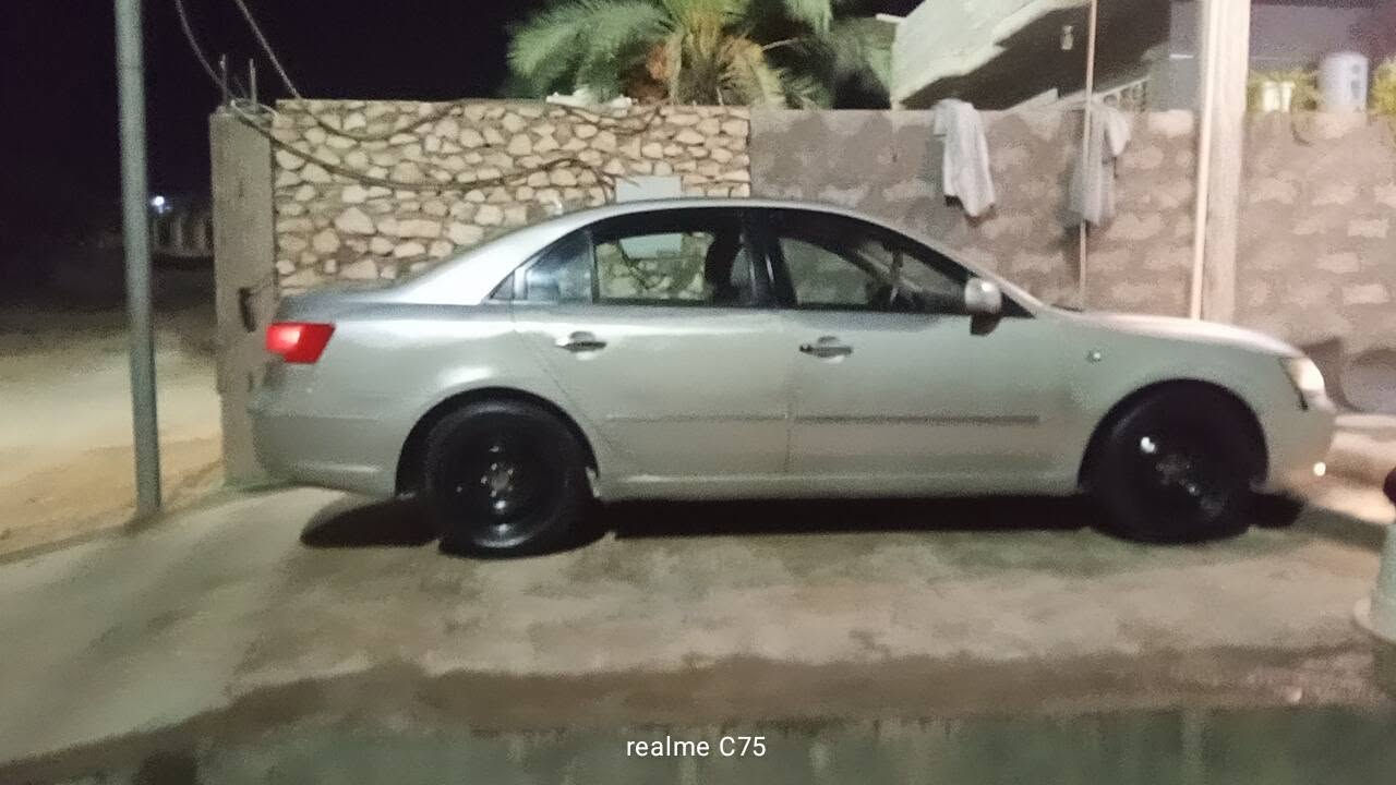 سوناتا ٢٠١٠ للبيع سعر ٨٠ وبيها مجال اخوان مكلف بالنشر للتواصل مع رقم ***********
