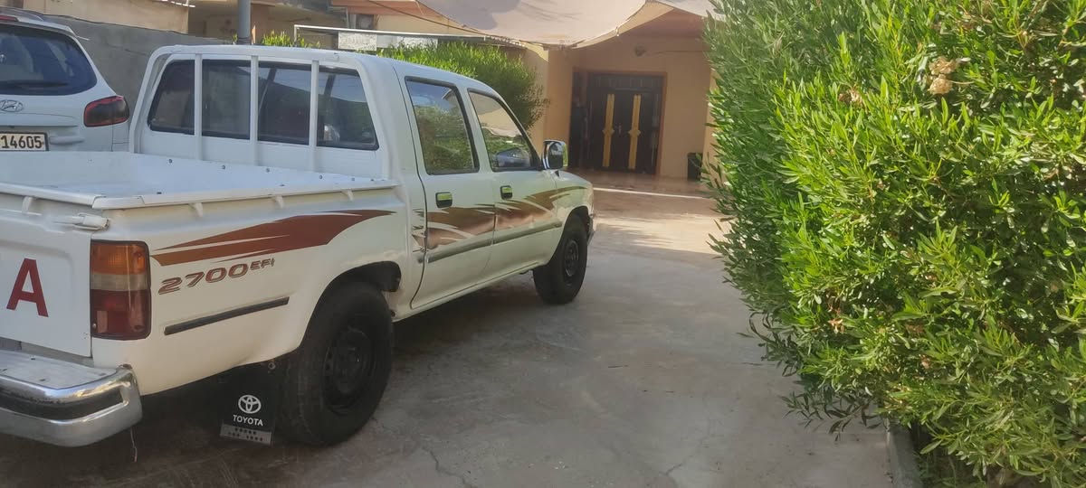 السلام عليكم لبيع بيكب دبل قمارة 4قطعه صبغ بدون معجون بدون ضربه اثر شخط سنويه جديد هزه جديد بسمي شرط تحويل موديل 2000. *********** سعرها 70

