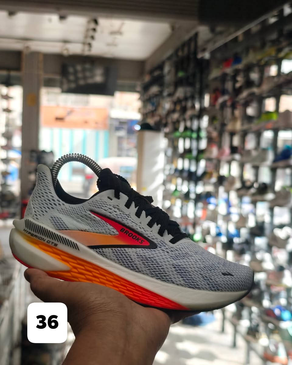 مقاسات 36-39 • 38.5