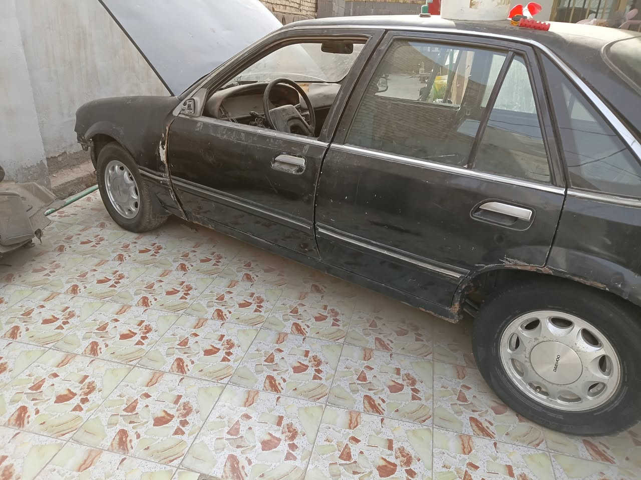 للبيع ابرنس كير محرك جدد تخم تايرات رقم انباره الماني الاستفسار ***********

