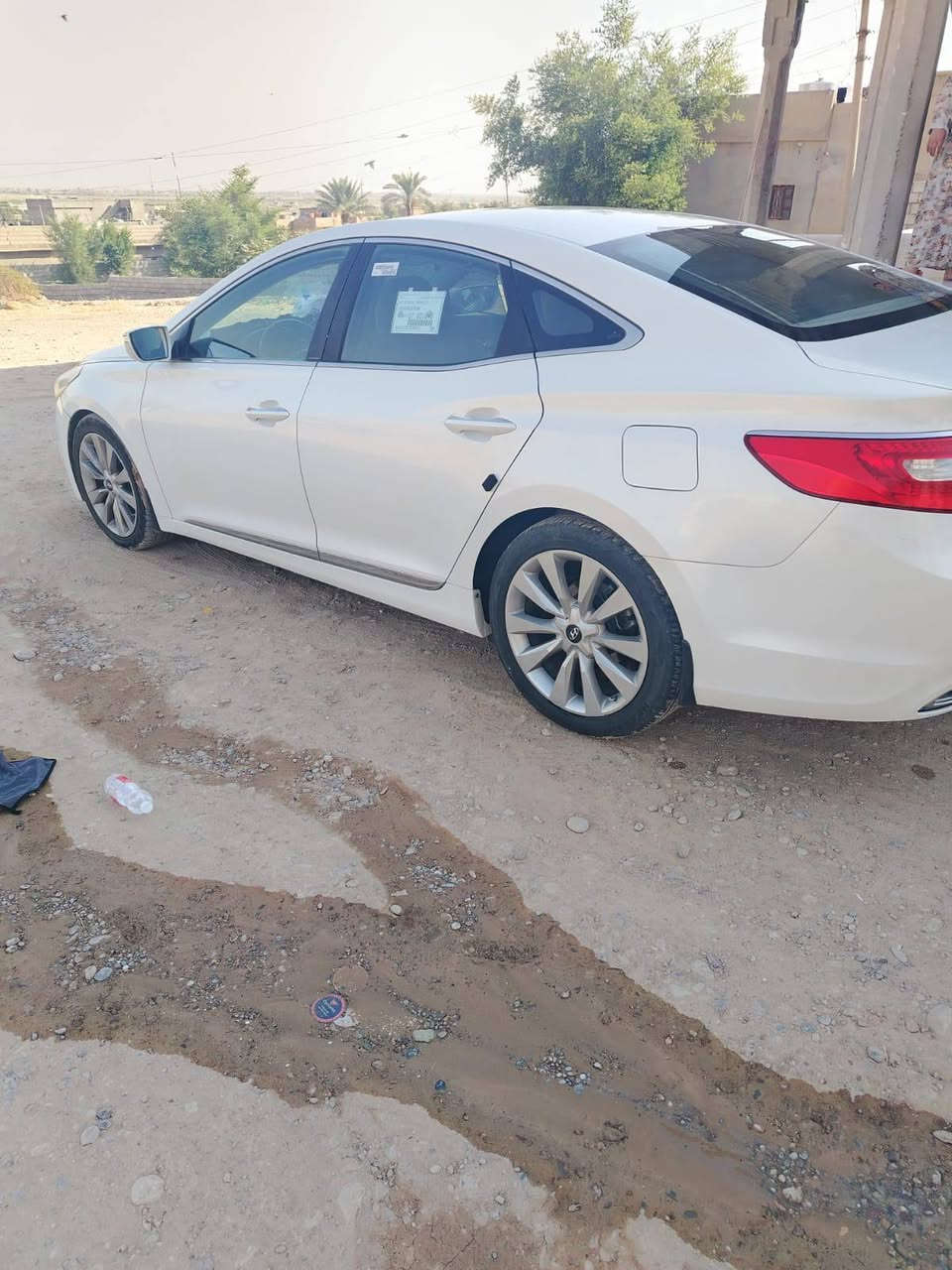 السلام عليكم
هونداي ازيرا 2013 كلين، فول مواصفات ما عدا البصمة والبانوراما ، محرك 6 +كير ومحرك شرط، تبريد قطعتين رقم أربيل دولي شرط تحويل، حساسات خلفيه +كاميرا متحركة 
لايتات زينون ثلاث بردات و بردة خلفية سلايد +تشغيل عن بعد + شاشة كبيرة 
السعر 125 بيها مجال بسيط و يرهم مراوس حسب القناعة 

اتصل وتدلل ***********
