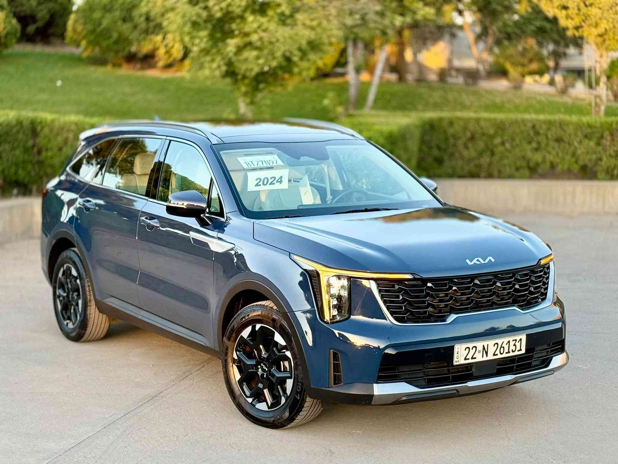 🚘 للبيع | كيا سورينتو S 2024

Kia sorento S 2024
🔹 اللون: أزرق
🔹 الممشى: 25 الف ميل 
🔹 المحرك: 2500 cc 

⭐ المواصفات:

✔️ بانوراما
✔️ داخل جلد أبيض
✔️ أضواء زينون
✔️ بصمة أبواب + تشغيل بصمة
✔️ تشغيل عن بُعد
✔️ شاشة كبيرة مع Apple CarPlay
✔️ كاميرات + حساسات أمامي وخلفي + رادارات
✔️كراسي كهرباء وتدفئة
✔️ أوضاع قيادة ECO / NORMAL / SPORT
✔️ والعديد من الإضافات الأخرى

🔧 حالة السيارة:

✅ بدون صبغ 
✅ بدون أيرباك — جميع الأيرباكات أصلية ولم تفتح

🔑 رقم الشاصي:

5XYRL4JC6RG281615

💰 السعر:
25500$
💬 قابل للتفاوض بعد المعاينة

🔢 الترقيم:
السيارة رقم اربيل (ترقيم جديد فحص وهزه وسنويه لغايه 2030)

📍 الموقع: أربيل
📞 ***********
واتساب / اتصال / فايبر

