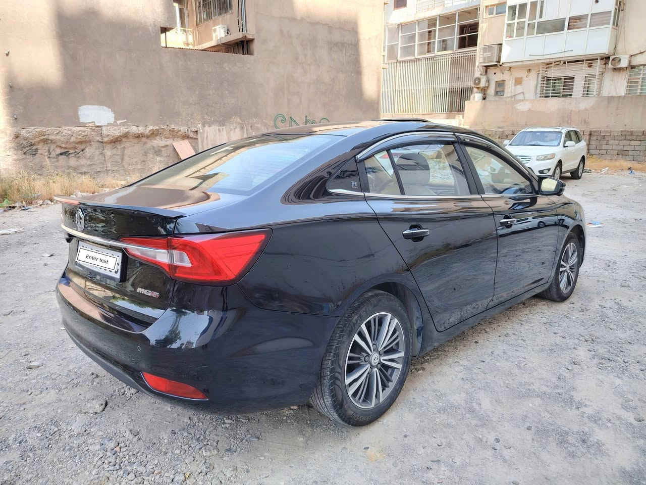 Mg 5 luxury 2023
فول مواسەفات

بەسمە 
سڵاید
کوشن جڵد
کوشن هیتەر
کوشن کارەبا 
شاشە
چوار  کامێرە 360 پلە 
ئۆتۆ هۆڵد 
کامل تەحەکماتی سەر سوکان
ناو زەرد 
ویل کرۆم بیلاد 
لیدی دواوە و پێشەوە
کامل جوانکاری بۆ کراوە 
باڵ و شەمسی جامەکان 
هەموو جامەکانی لەزگەی دژە خۆر کراوە 
بەرمەجەی دیلکۆ کراوە 
سەیارەکە لە سفریەوە لای خۆمانە ماڵی دۆستە
سەیارەکە 60 هەزار ڕۆشتووە
ڕۆن و هایدرۆلیک و تایەی تازە گۆڕاوە بێ مەسروفاتە 

سەیارەکە بێ بۆیاخە
 تەنها دۆسەی لای سەکنی بۆیاخە

نرخی ١٠٤ گەڵاو معامەلەیەکی برایانە 
تکایە ئەگەر مشتەری نیت سەری خۆت مەیەشەنە 

 ***********

نص مكتوب في الصور:
- Enter text
