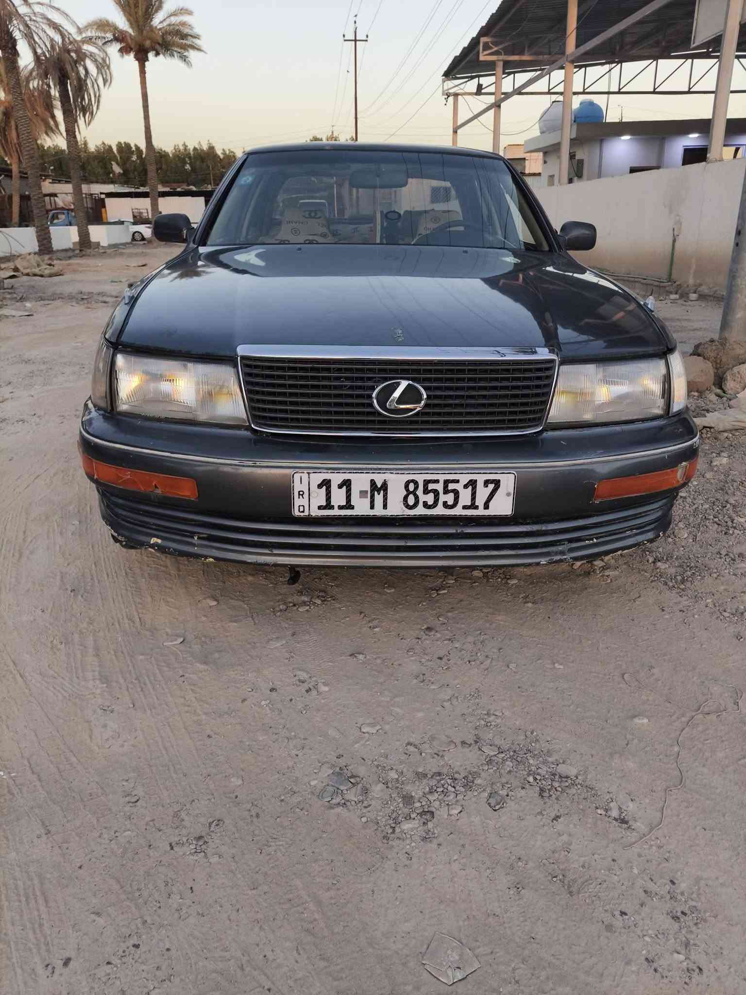 سلام عليكم لكزز لبيع لبيع موديل 92 مكينه رأس ثور مكفولة سياره كامله بيه ملاحظات بسيطه سياره مال جناي رقم جديد تحويل مباشر مكان بغداد محموديه ورجائن مو شراي ليراسل سعر 33 وبيه مجال وشراي بخدمته ***********
