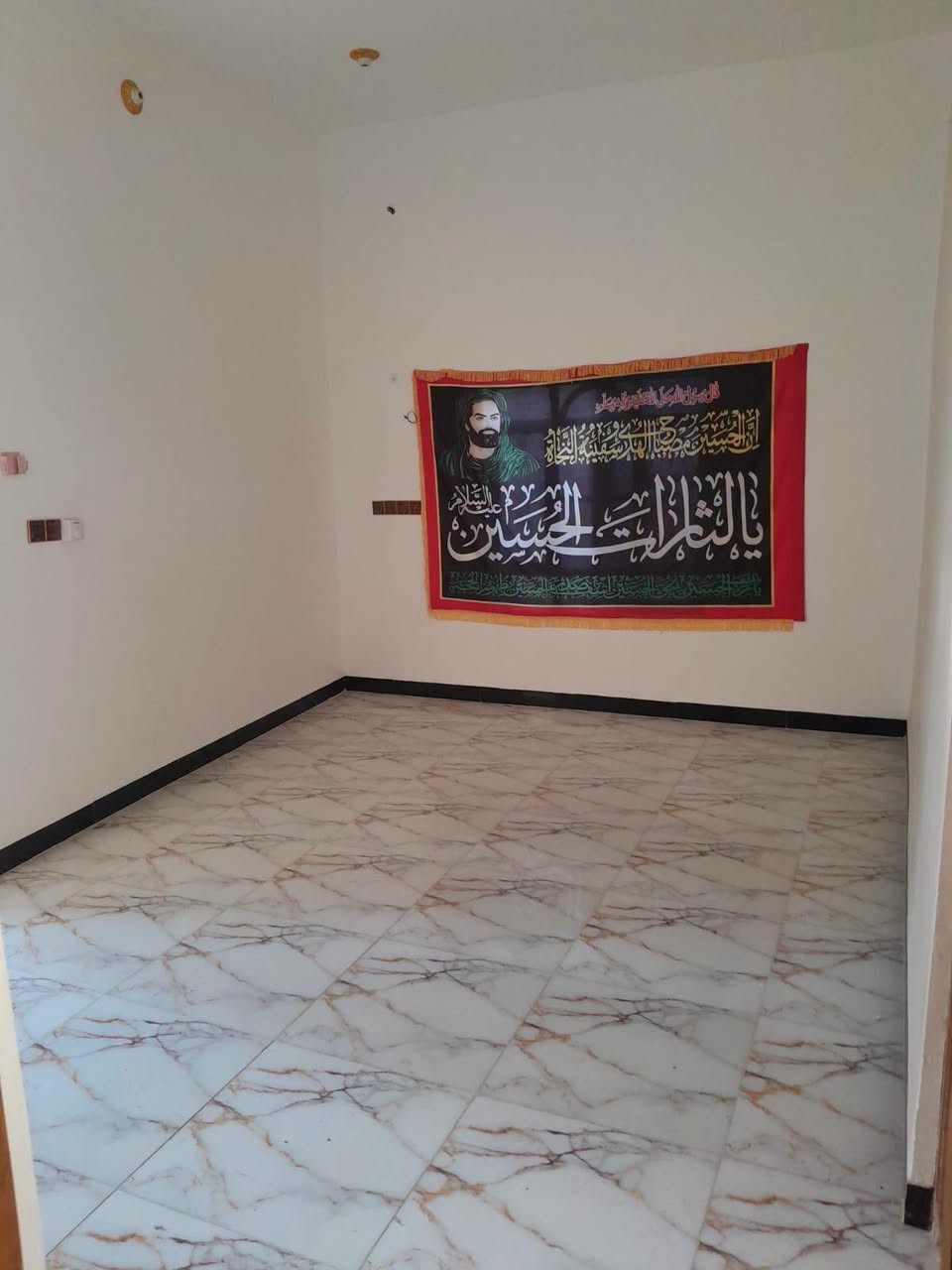 بيت زراعي • ١٢٥م • غرفتين وصالة