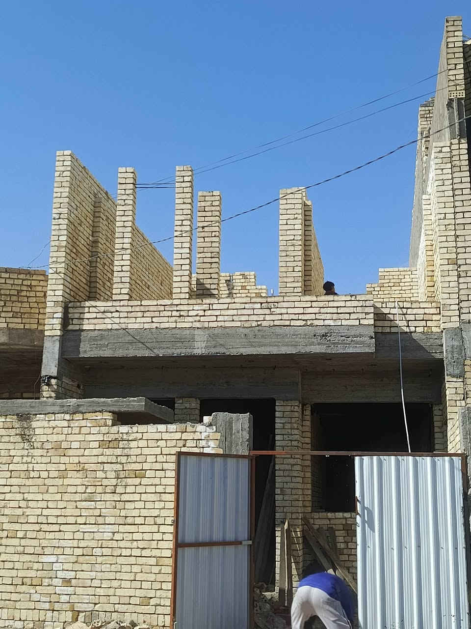 خلفه بناء شقل درجة اولى نعمل بانسب السعار جميع أنحاء بغداد
***********
