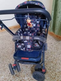 عربانة طفل بحاله جيده للبيع بسعر 25000 07718598451