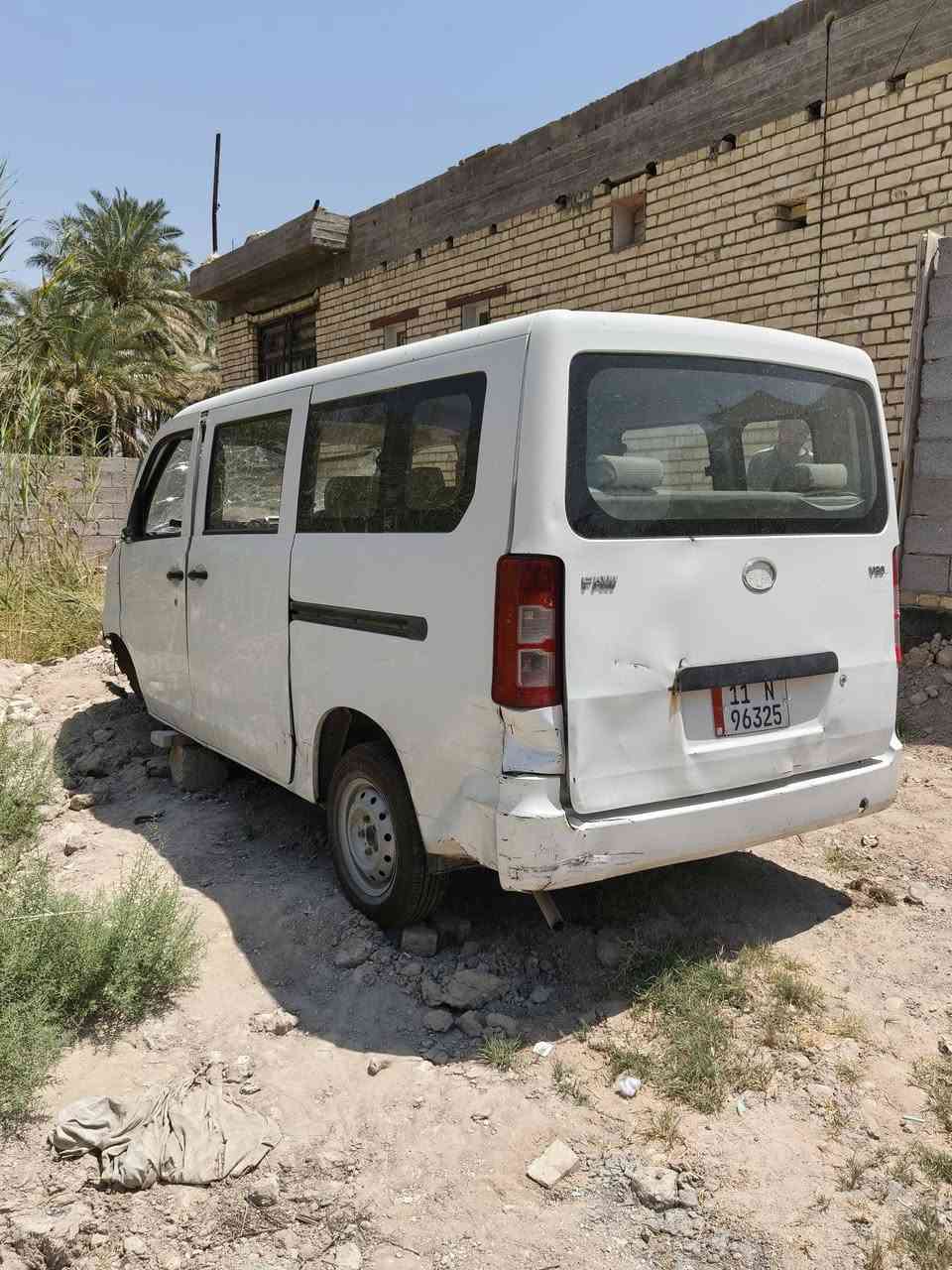 سلام عليكم سياره فاو خشفه صيني
موديل 2015 مكينه وكير جديد اوتماتيك سفن كي ياباني تبريد شغال سنويه بسمي انكليزي تصقط 31 
مصفره هئيه وغرامات رقم بغداد السياره عوزه حداديه وتكمه دعاميه موجوده كلشي مابيه للبيع 
او مراوس بغير سياره مكاني كربلاء الحافظ *********** اتصل

