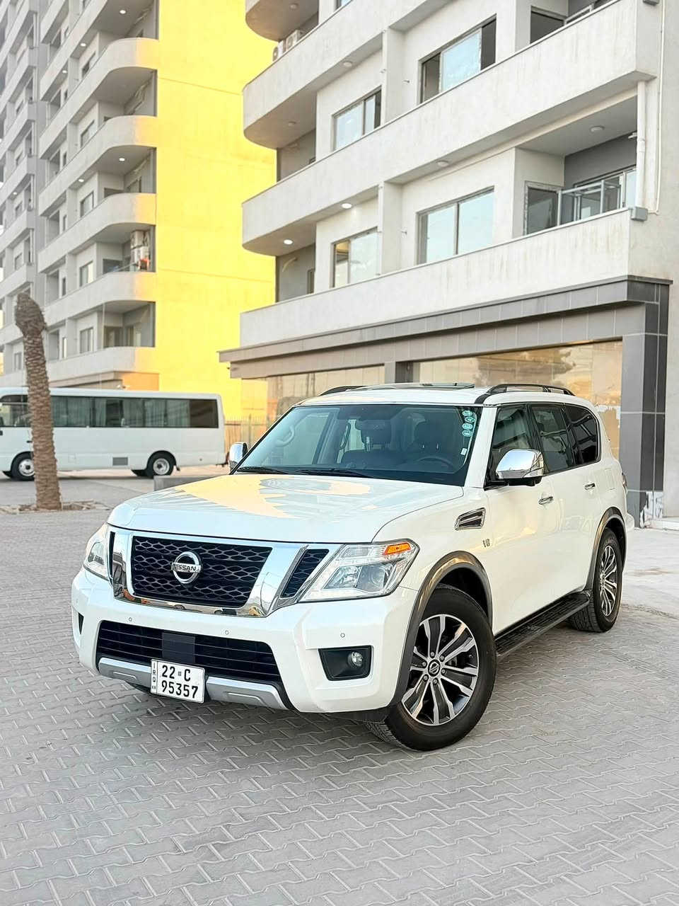 ‎‏ NISSAN ARMADA 2018 SL
نيسان (ارمادا 2018) فول مواصفات SL
فول مواصفات ١/١ محرك ( V8 5.6L ) ثمانية سلندر
ماشيه (100) الف  حقيقي سياره فول مواصفات واحد على واحد محرك _(5.6L)-(v8)
گير محرك بشرط جديد كله على وضع بيلادي
سيارة ( مكفولة كفالة عامة من كلشي) بدون شخوط ورصعات 
سيارة جديد حيل حلوه  نضيفة
مواصفات
( بصمة - فتحة - داخل اسود  - خمس كاميرات - رادار أمامي و خلفي - رادار جانبي - تشغيل عن بعد - صندوق شفت - ٧ راكب - كشنات جلد - كشنات تتفيئة - كشن و ستيرن خزن -تبريد مركزي - حصاص أمامي و خلفي - لايت ليد و زينون - داخل فورميكا -  بعد )
◽️محرك كير  بشرط مامفتوح
مكاني كركوك داخل المدينة
السعرر 243$ وبيها مجال بسيط للشراي
رقم اربيل دولي بسميً السنويه ورقم كلها جديد بشرط تحويل و غرامة 
◽️موبايل☎️ /***********
