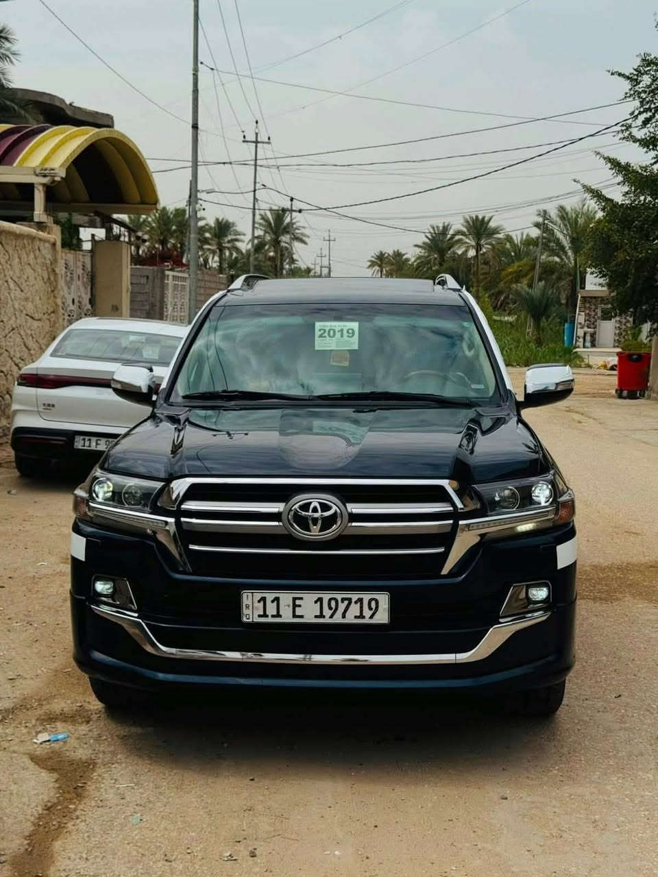 لاندكروز 2019 كراند تورنك v8
كفاله عامة فول مواصفات

رقم بغداد بسمي 

جنطة شفط

حساس امامي خلفي

فول تحكمات

هواي مواصفات بيه

سعر ٤٥٠ بيه مجال قليل

َمكان كربلاء ***********
مراوس هم ترهم بسياره اقل منه

نص مكتوب في الصور:
- _ez6n