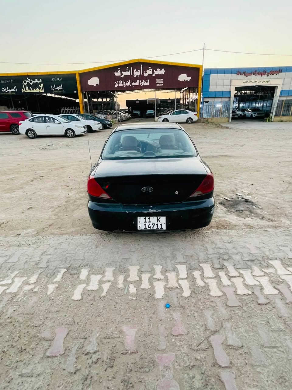 السلام عليكم 
سياره نوع كيا سبكترا 
موديل 2002 اوتماتيك
بيها فقط الكير يحتاج تبديل سياره تمشي طبيعي فقط النمر 1 و2 ع العادي بعدها حول اوتو
الرقم بغداد تحويل راعيها موجود
السياره موجوده في بابل جبله
للاستفسار التواصل على هذا الرقم
***********
