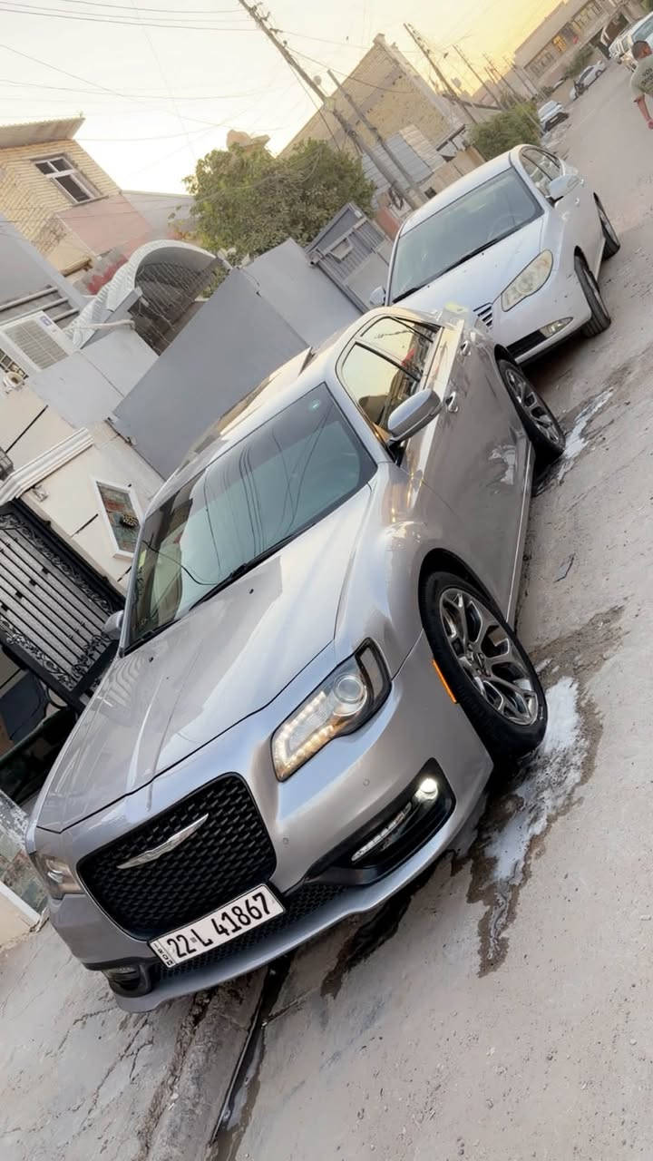سلام عليكم
2018 S300  خليجي وكاله هارلم كفاله عامه 

لون رصاصي 

المشي ٦٠ الف 

كفاله عامه 

برده خلفيه 

كلاصات تدفئه تبريد 

كشنات تدفئه تبريد 

بنوراما 

حساس امامي خلفي 

شفتات  

رادار جانبي 

السياره فول مواصفات عدا الردار الامامي 

مكان سياره بغداد السيديه 

***********
