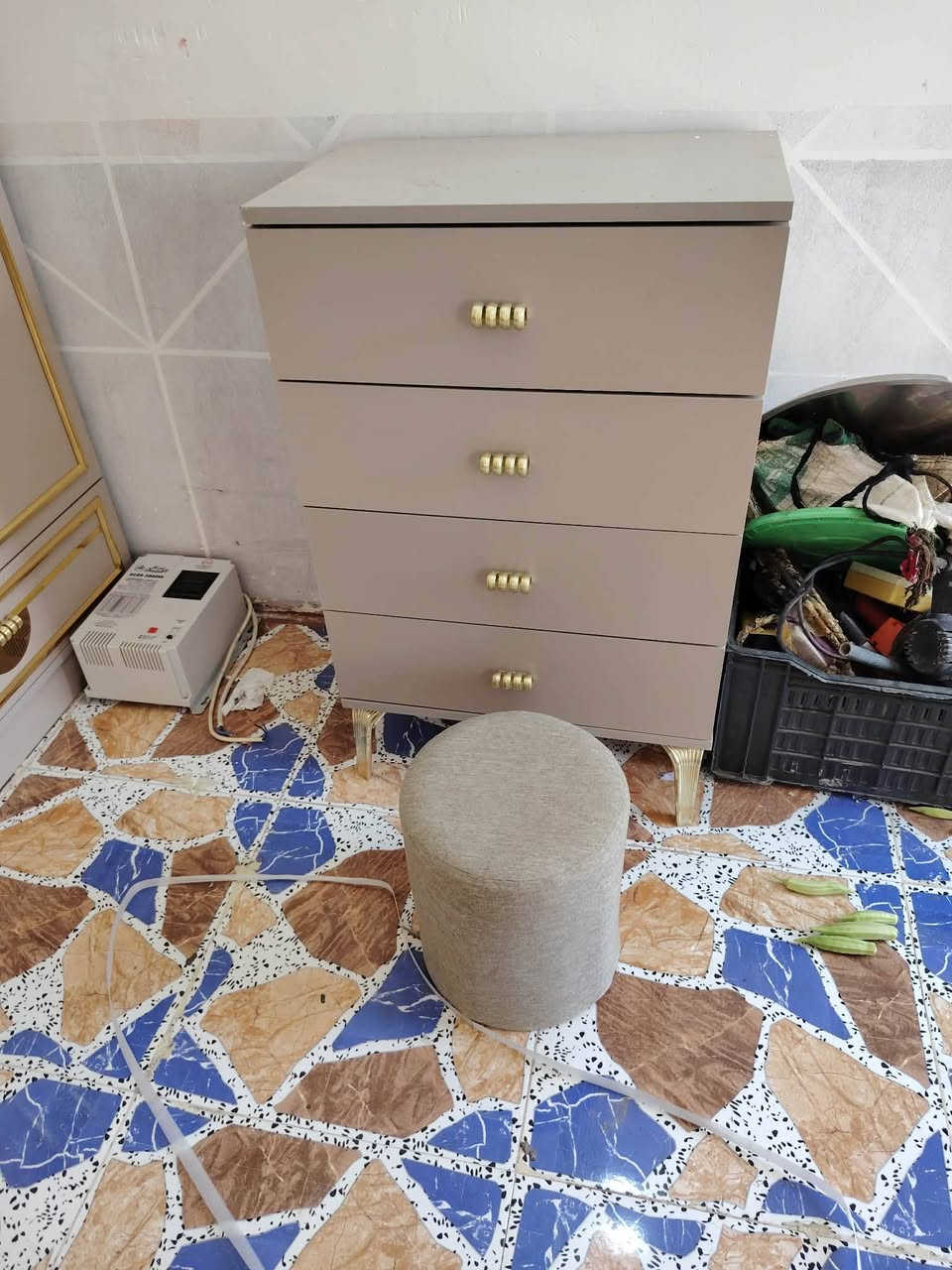 غرفه خشاب تركي مستخدمه جديده استخدام شهر نضافه ٩٠بل ١٠٠ مكان ناصريه قلعة سكر عكيل ***********
