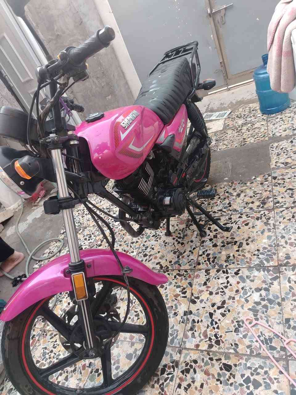 شوينك للبيع 2026ع وضع الشركه صارله 5اشهر من طلعته اوراق اسكنر السعر مليون المايعجبه خلي يعبر المنشور لايتعبني ولاتعبه ***********
