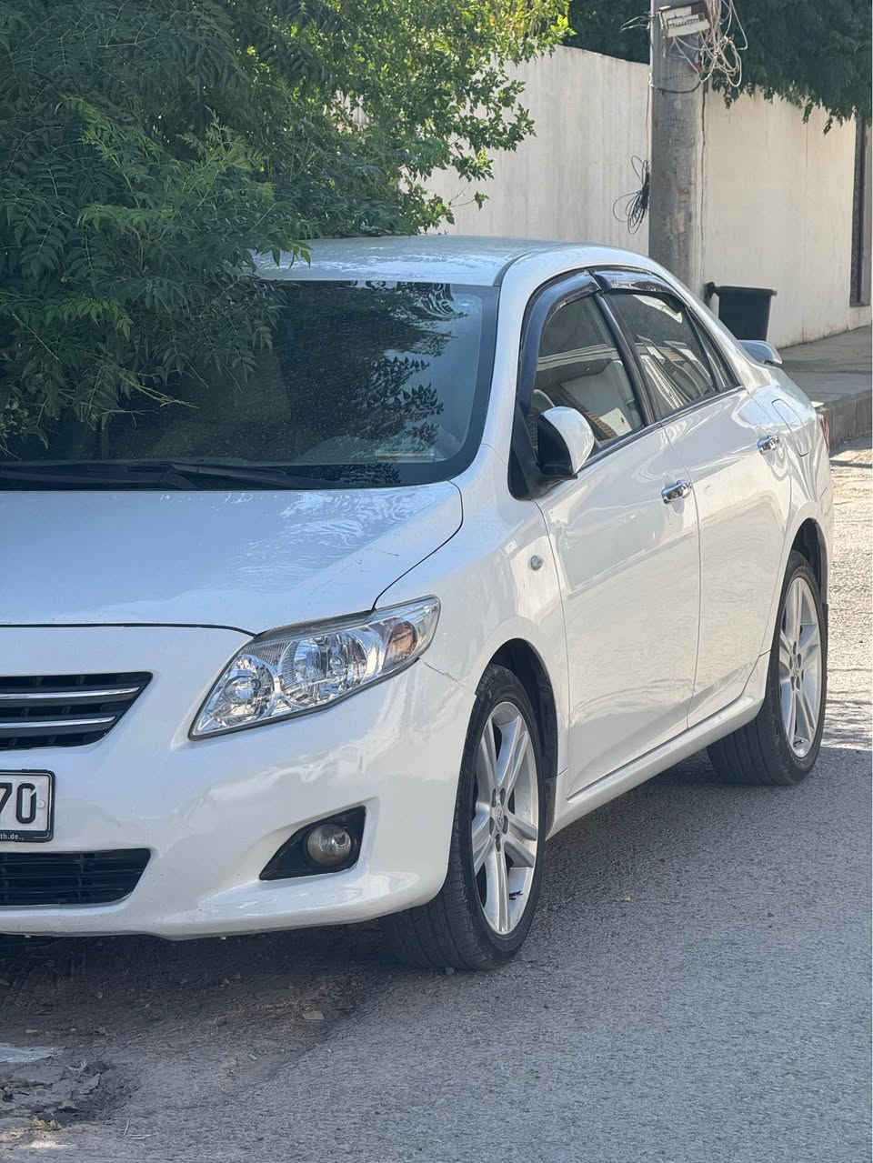 بیکاشۆ ٢٠٠٨بیلاد مەکینە گەورە خەلیجی بۆیاغ ئەستور
بەناوی خۆمەوەیە سەیارەکە هی ماڵی خۆمە 
سەنەویو و هەزە و رەقەم و ژینگەو ریگاو بان و هەمو شتی تازەیە ٢ سویچی بیلادی لەگەڵە
  بۆیاغی  نییە و تەنها ٢ بستی بۆیاغە ویل و تایەیی ١٧ ی کەنەدی لەسەرە ئاوینە شەفتە و عاسەیە و شاشە و کامیرایە و دەسک نیکلە بیلاد. و ناو زەردە و ٤ جام کارەبایە 

*********** رانية, السليمانية

