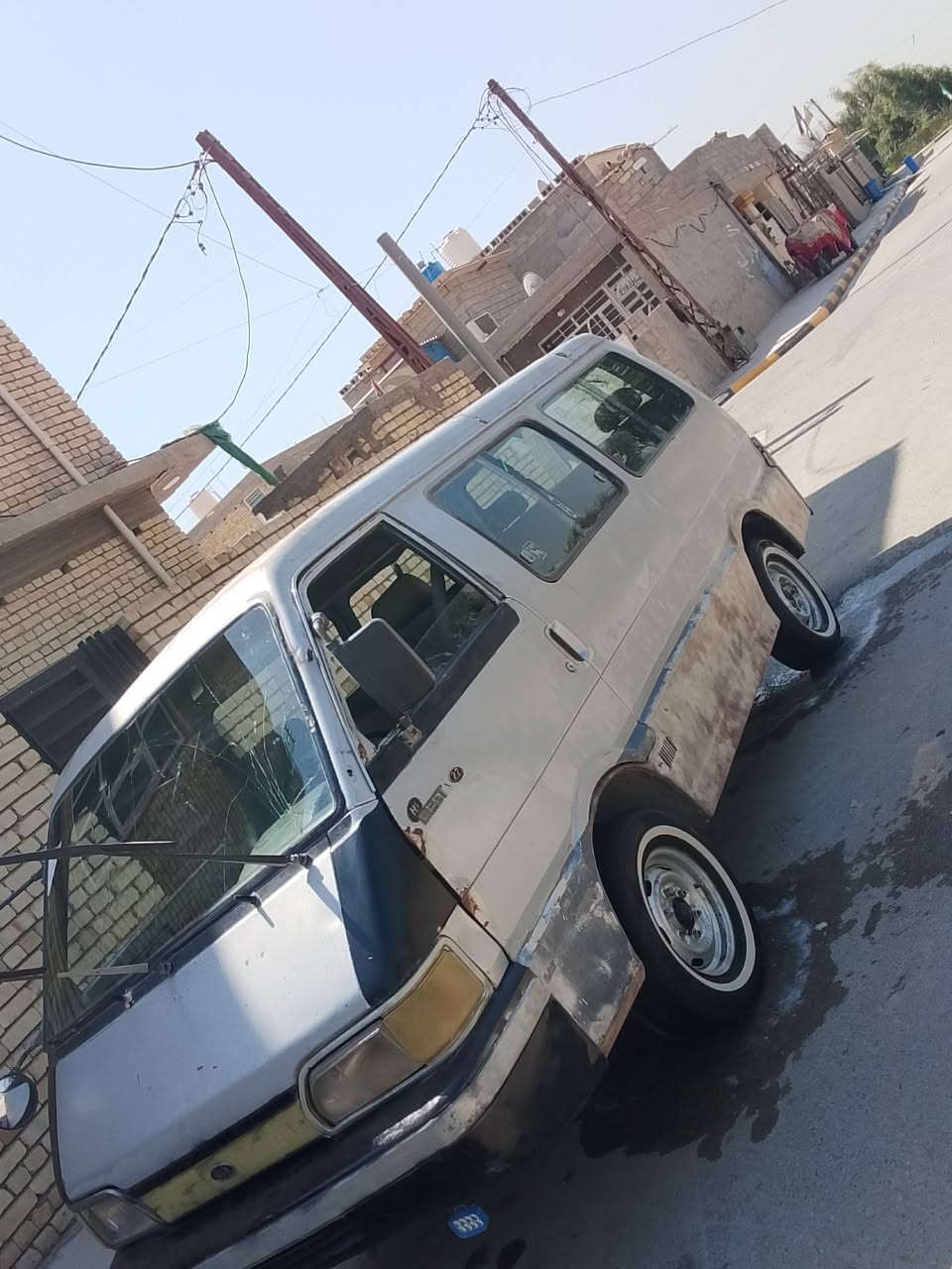 سلام عليكم كيه بسته مديل 94  كير محرك خير من الله تخم تاير ويل جديد سياره بلاديه راعيه موجود تريد وكاله تريد تحويل السعر 30 او بيه مجال***********
