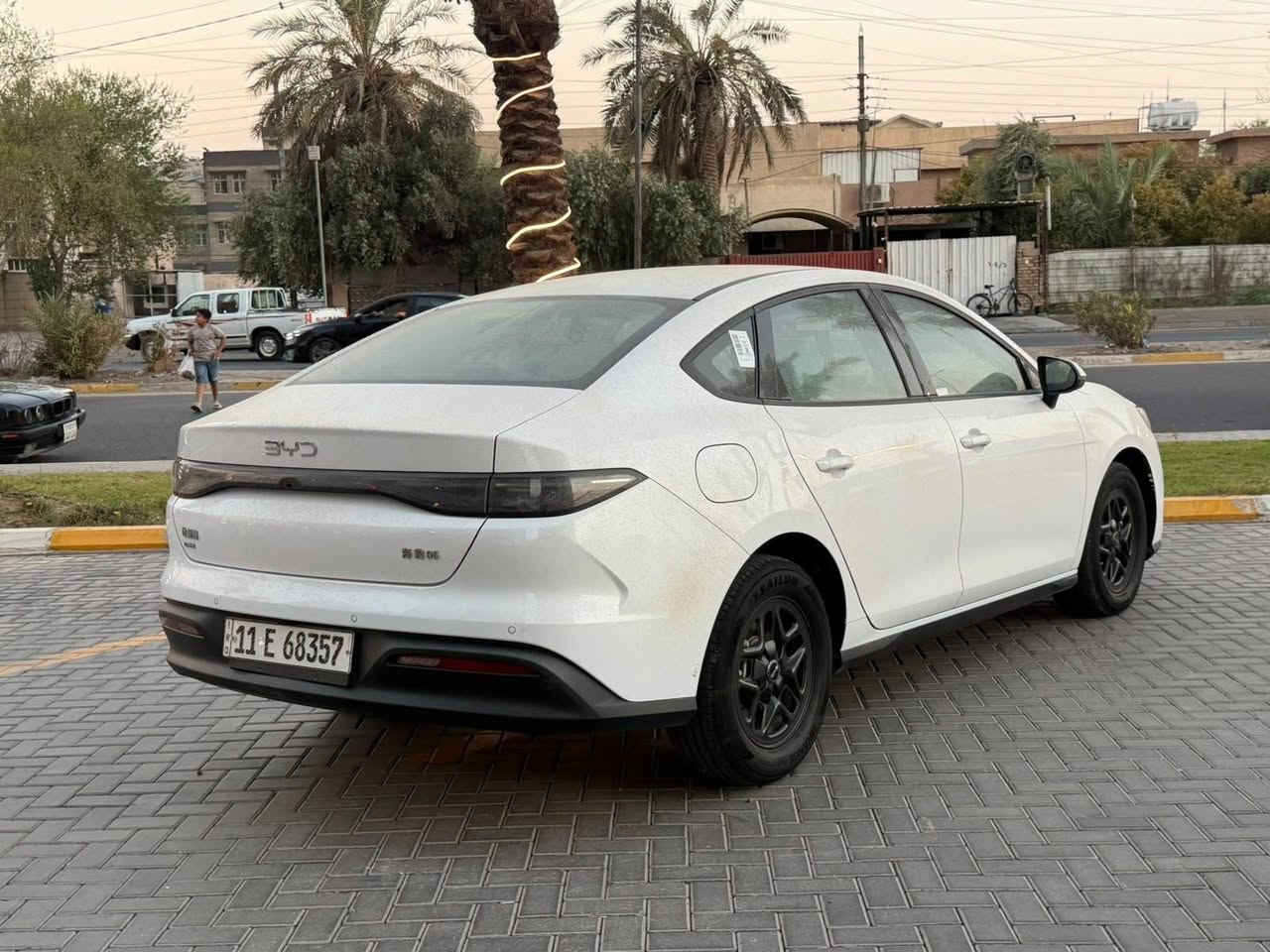 سلام عليكم ورحمه الله وبركاته مرخصت الادمن المحترم BYD2025سياره sil5كفاله عامه دوشمه لدات نشره داخل كامله مكان السياره بغداد البياع رقم الهاتف ‏‪***********‬‏ سعر 19مليون وبيه مجال
