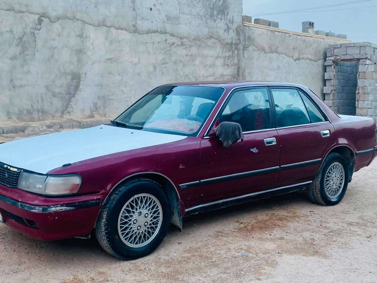 السلام عليكم
كروسيد ايسر ابلاد للبيع موديل 1991مشروع وطني مكفولة من الكصه ونقل حداديه 90%مكينه وكير ونجي السعر 37بيه مجال لحك جيه العنوان البصره سفوان 
رقم الهاتف ***********
