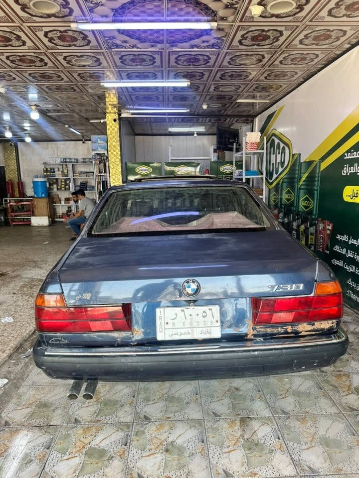 🔥 BMW 730i V8 للبيع 🔥
⛽️ شادّة منظومة غاز
🛋️ كشنات جلد
⚡️ تحكم كشن كهربائي
❄️ تبريد شغال وثلج
🔧 حدادية جديدة ونظيفة
💪 محرك وكير سليمات و مكفولات

📌 النواقص:

* جعمقة
* تحتاج صبغ وسمكرة للكشر

💰 السعر: 35 ورقة
🔒 قفل قفل قفل

السيارة واضحة وصريحة، والجاد يجي يفحصها بنفسه.

للاستفسار ***********
