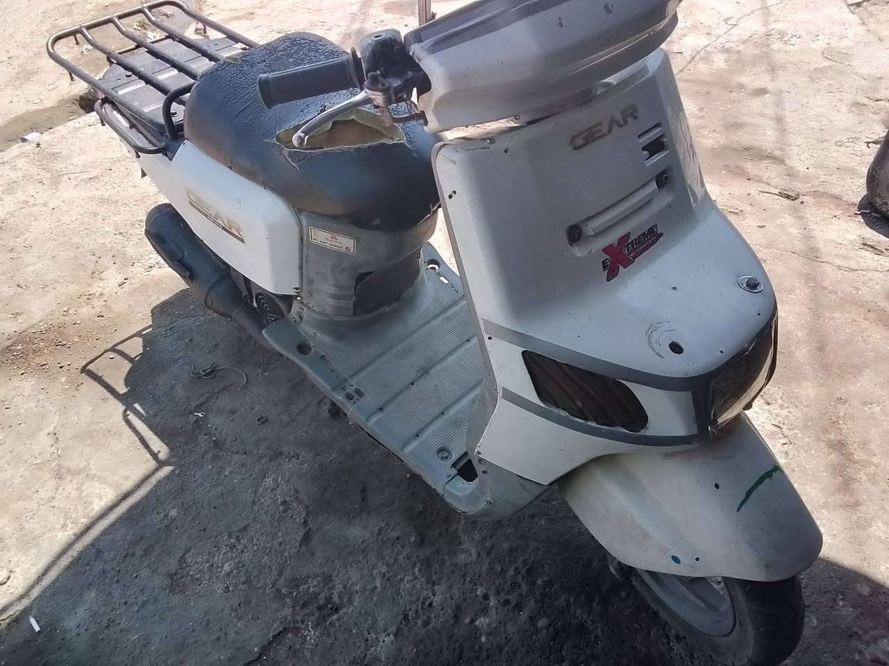ماطور شغال كامل السعر 140 الف ***********
