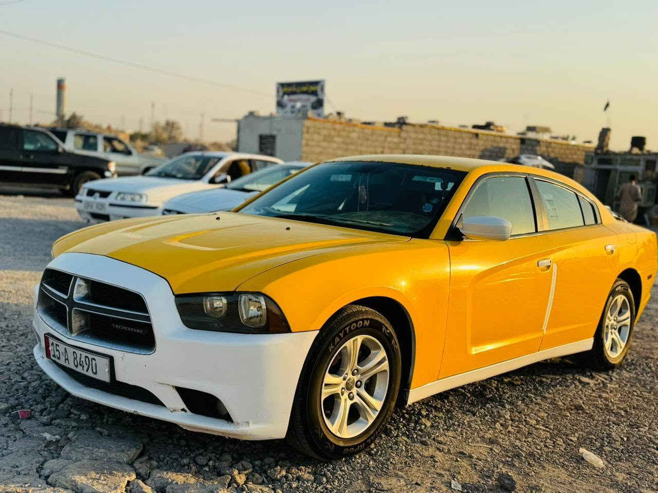 سلام عليكم جارجر 12 للبيع فقط سياره بيه بس باب  مفتوح وبيها خياسات بلبيبان جهت سايق فقط ولباقي كفاله عامه  مكينه خير من الله كيرها بيها تورباين
حداديه تبريد غرفه جديده سياره أبيض اصل  رقم الانبار انكليزي بسمنه  سعر ب135 وبيها مجال قليل
مكاني ناصريه شطره
***********
***********
