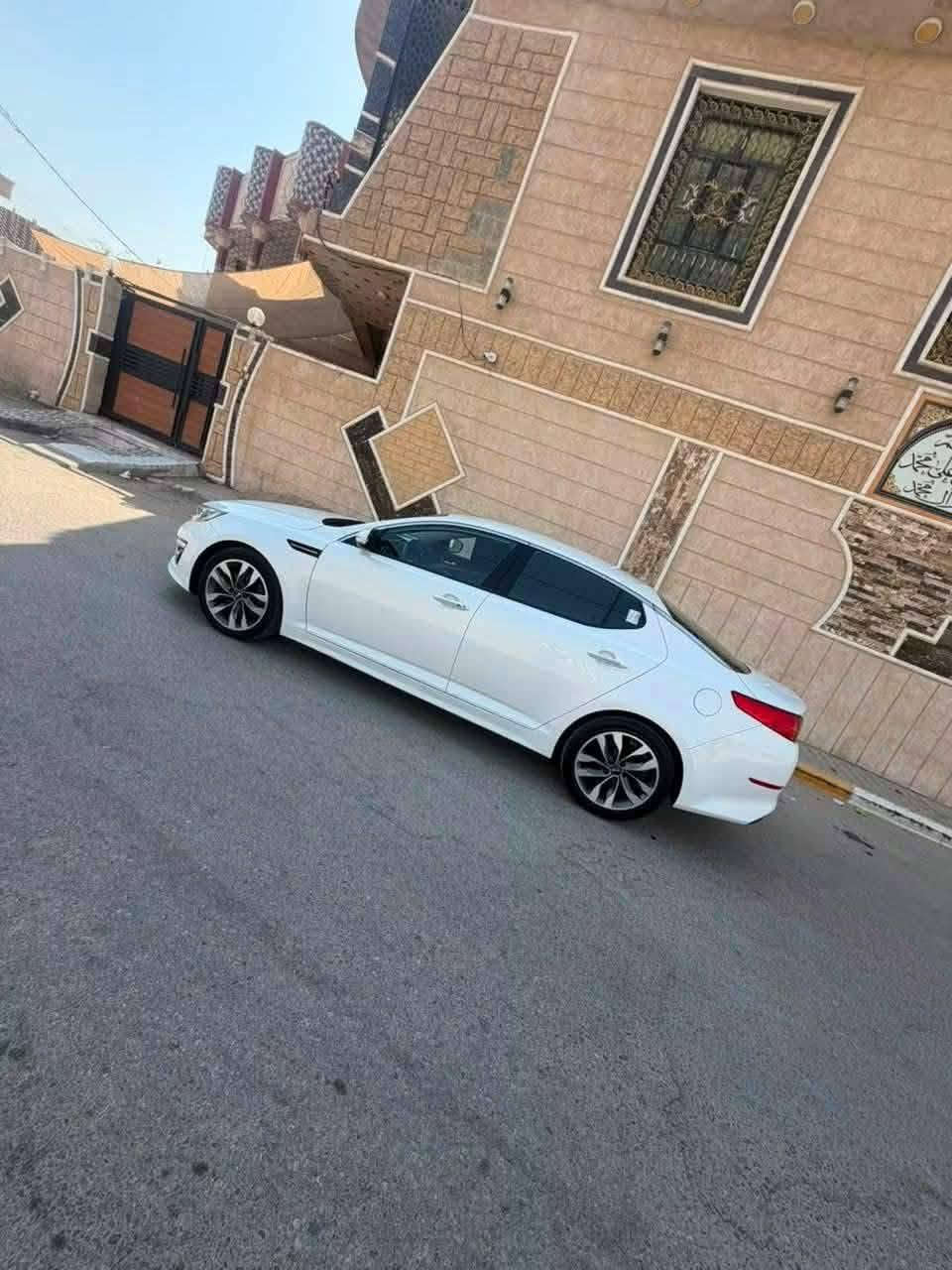 كلش مناسبة
خابرني وتشلع عيوني 
حلال كلشي ماناقصه
‏‪***********‬‏ 
الله يسهل امركم انشالله
