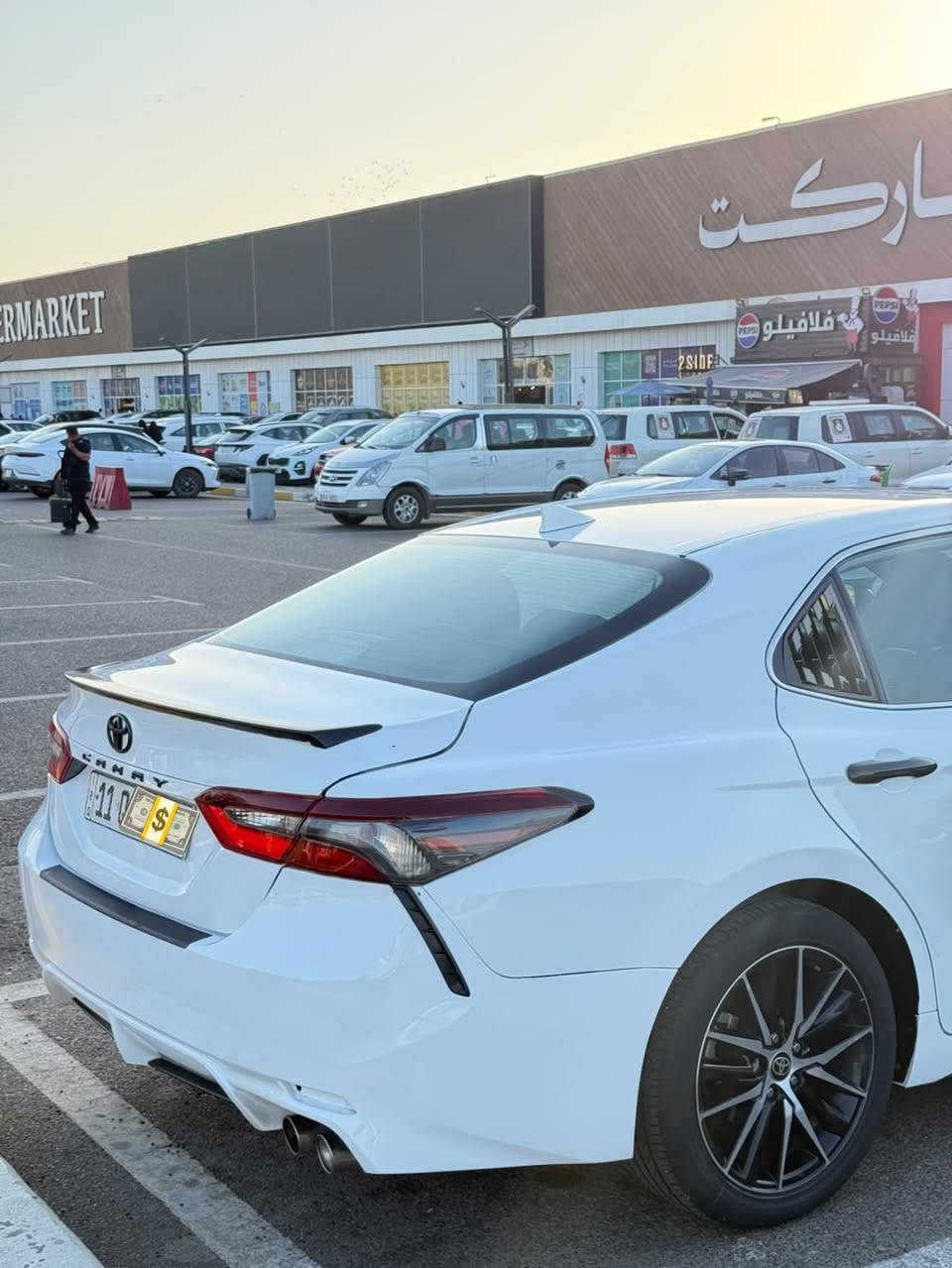 السلام عليكم الغوالي 

كامري SE موديل 2024 يانزين فقط محرك 2.5حادث جاملغ خلفي فقط بدون ايرباك ماشيه 43 الف رقم بغداد بأسمي السياره جديده مابيه كل نقص من المستورد اليه عله ايد وحده السعر 205 
مكانه بغداد للاستفسار *********** اتصال + واتساب غير متواجد ع الفيس

مكلف بلنشر اتصل ع الرقم

