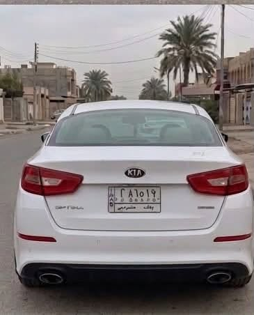 السلام عليكم
كيا اوبتيما ٢٠١٥ رقم بغداد وارد امريكي حادثها جاملغ وبنيد ماشية ١٠٠ كير محرك حدادية مكفول 
رقم الهاتف *********** 
السعر 115
