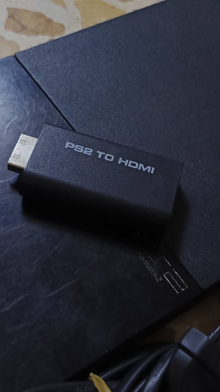 بلايستيشن 2 • ٢ يد تحكم • USB ١٦GB ألعاب
