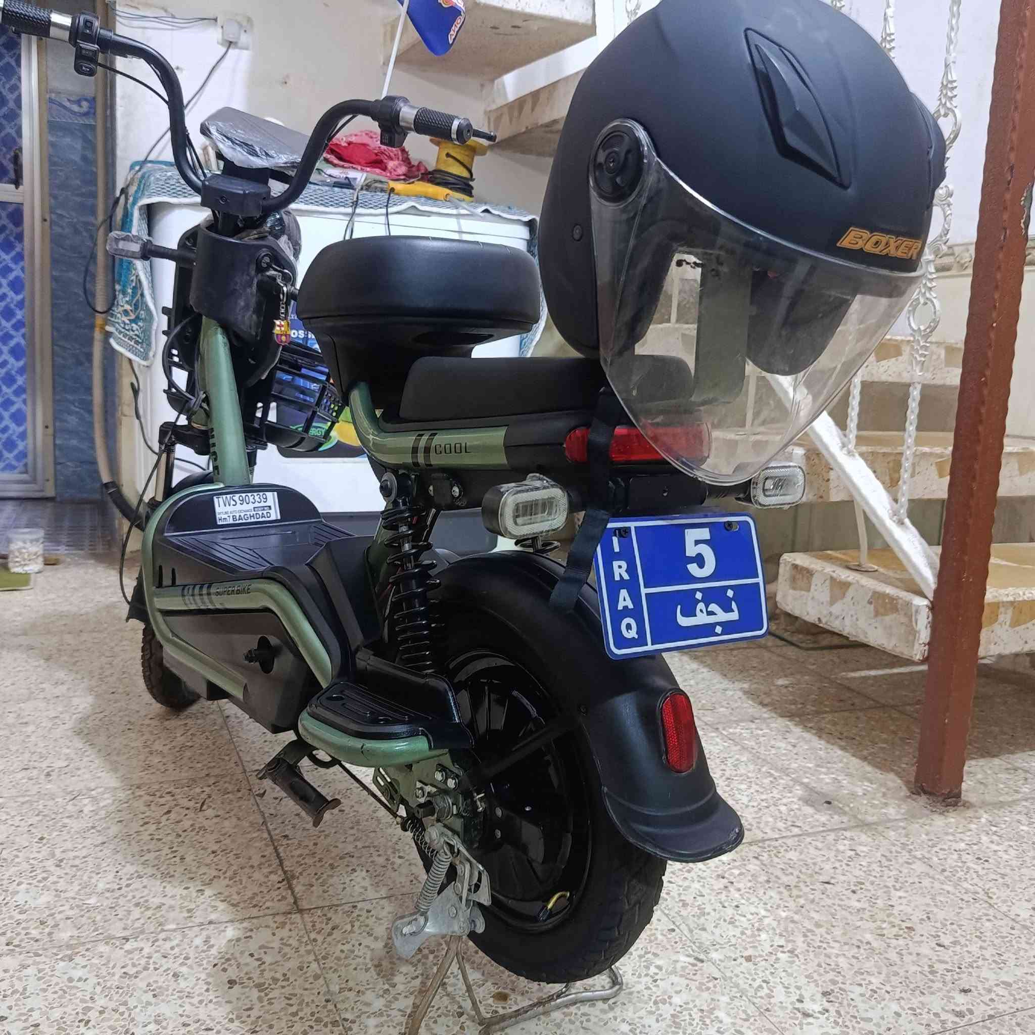 النجف الاشرف حي السلام
دراجه بريمر حجم 14 SUBER BIKE 

فولل مواصفات دراجه جديده بعدهي شخط مابيه 

ديجي عالي + اشاير + هورن قوي + لايت ولد عالي  بطاريات جدد 
ملف بعده وضع الوكاله 
دراجه نضيفه وما متعبه ابد 

رايده ب 275 وبيه مجال دراجه تسوه 

متواجد ماسنجر 
رقمي ***********
