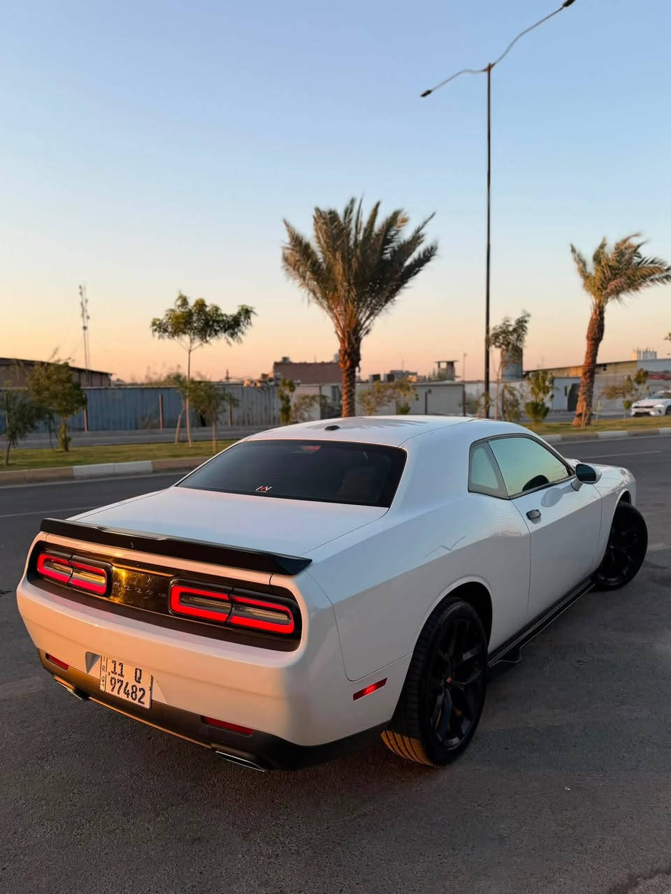 جالنجر لاست كول 2023 SXT
بجم كبس حادث طخه وليس ضربه في الجاملغ
 الخلفي الايسر بدون دواخل فقط شرط الفحص
ومكفوله من البارد والفتح غير الحادث مالته
ماشيه ٢٨ الف
مواصفات sxt المعروفه
رقم بغداد بأسمي 
رقم جديد وهزه جديد
مكاني بغداد حي العامل 
***********
