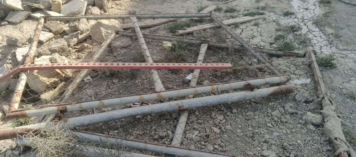 جسر اطول 10متر قفص ارتافاع 3امتارباب حديقه اطول 3امتار السعر 100الف كلهن اسماوه قظاء ارميثه ***********
