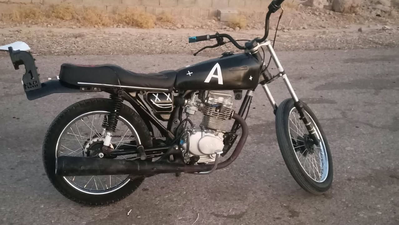للبيع نامه شلامجه موديل 24 نضافه فول شلعه مكينه ناعمه مامفتوحه سعر 400 وبيها مجال اتصل وتدلل ***********
