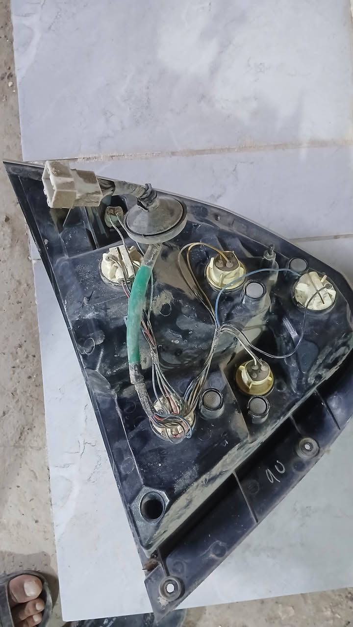 بك لايت اصلي مال افيو ٢٠١١ مال كصه اصلي شرط نظافته ١٠٠% سعره ٦٠ 
مكان كوفه ***********
