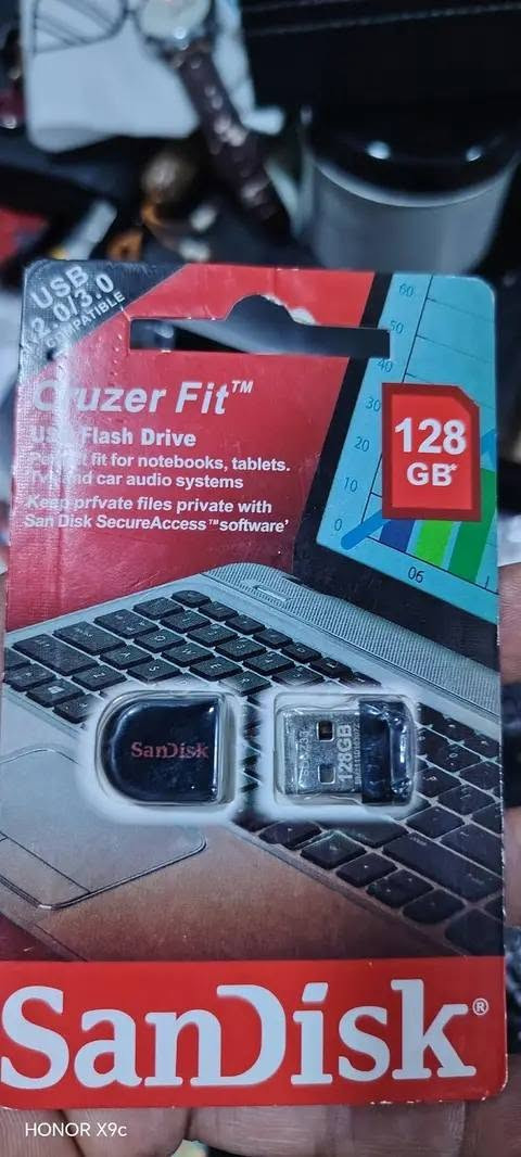 اكترونيات  اسعار تصفية

نص مكتوب في الصور:
- HONOR X9c