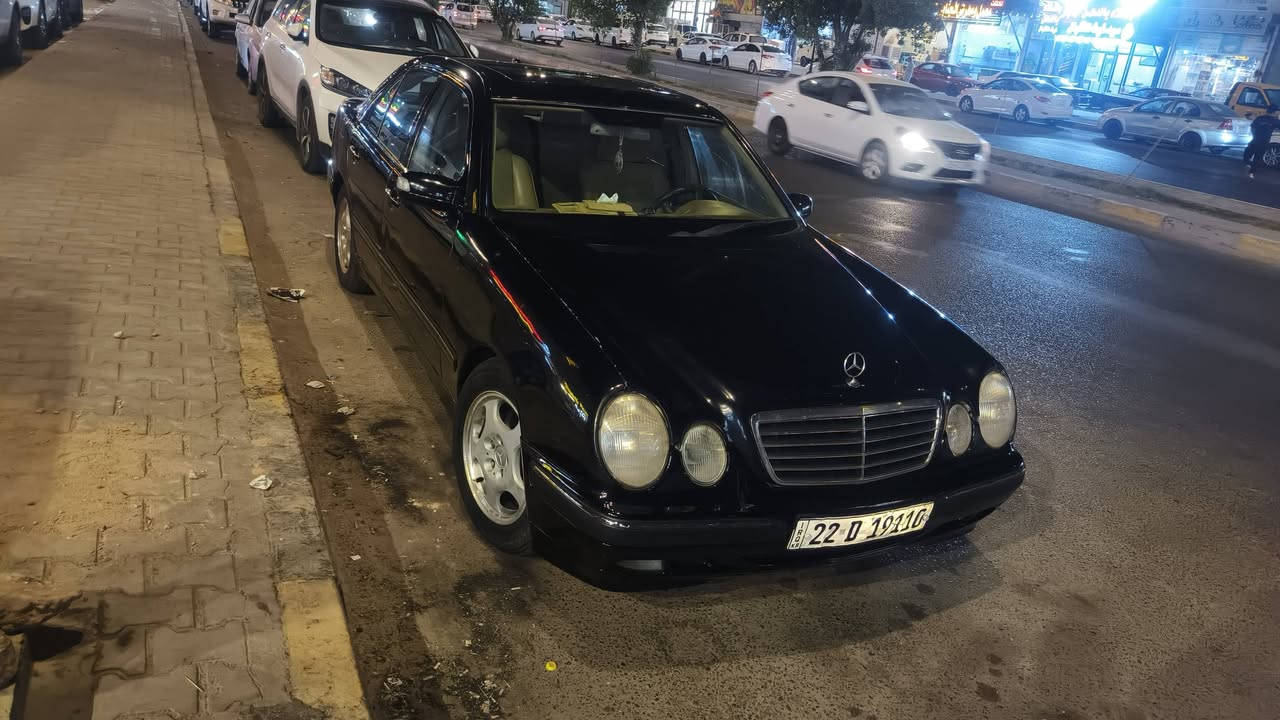 مارسيدس ام عيون موديل 2000 رقم اربيل
محرك v عرفتها نظيفه 90% السيارة صبغ عام سلايت عاطل تبريد بي فصله بالمعدل مكان السيارة بابل السعر 90 وبيها مجال قليل 
***********
