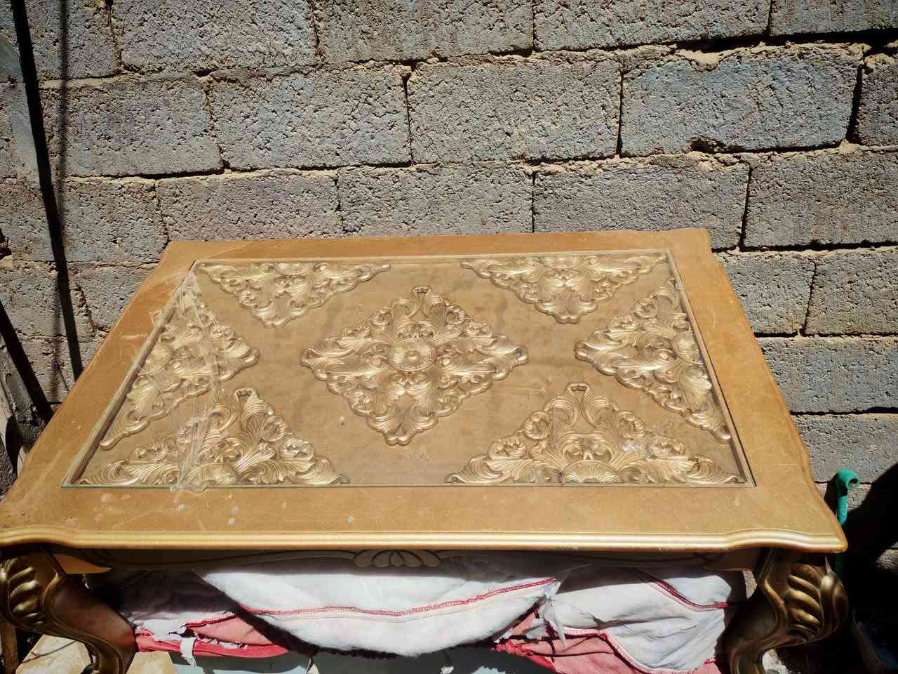 سلام عليكم
تخم قنفات ملكي ١٠ نفرات 

مع ٤ طبلات صغار وطبلة كبيرة 

السعر ٠٠٠ ٧٧٥ ألف 

المكان شارع أحمد الوائلي 

***********
