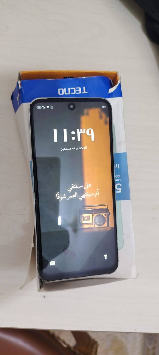 TECNO SPARK 30C
ذاكره256

رام8+8. 16

البطاريه 5000/ملي امبير
السعر 175🔥
واتساب ***********
