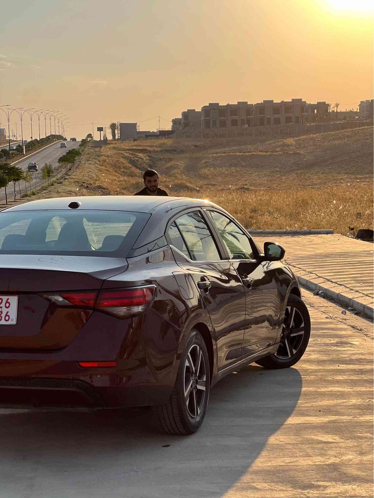 Nisan Sentra2025-Sv 
يك بارجه صبوخ بس بولند بي داخلي و صقف ژي بوسته ك تعديل سياره شرتي رقم گير و مكينه بشه رت 
رقم هاتف*********** اكر, نينوى
