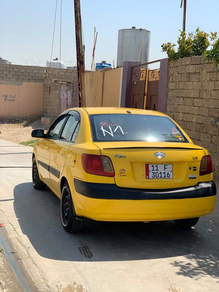 سلام عليكم كيا ريو موديل 2009 أمريكي رقم بغداد باسمي هزه ماساقطه سنويه لحد 2031
كير مكينه شرط تبريد شرط  السياره كود واحد ضررها جاملغ خلفي بدون دواخل  السعر 83 التواصل ***********  ***********
