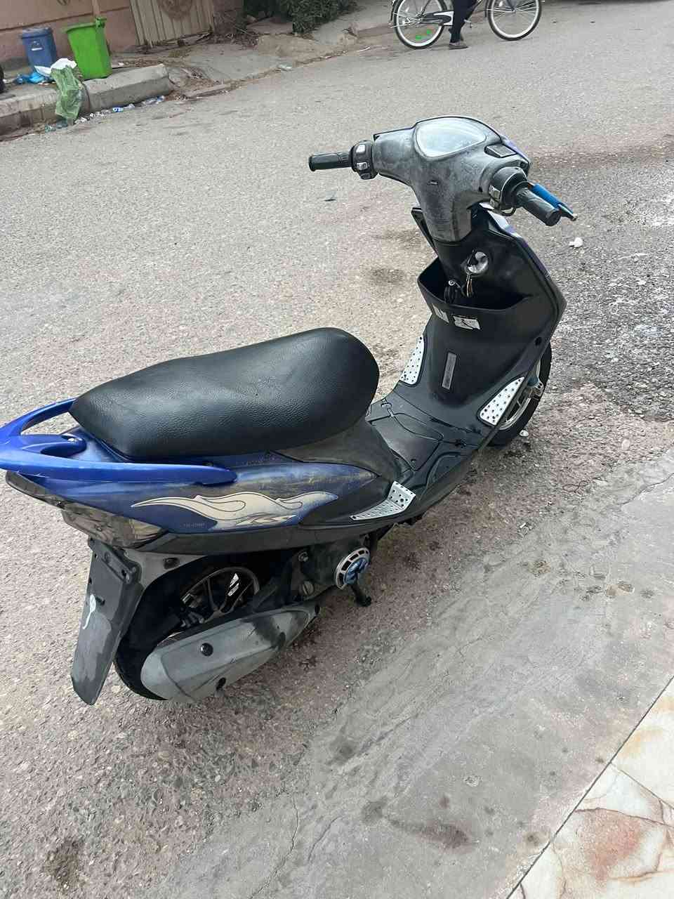 ماكس عدله كفاله عامه لون مميز ختم واحد مال حاويه سعرها1200 وبيها مجال مكان ناصريه سومر ***********
