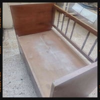 تخت اطفال • الايسر